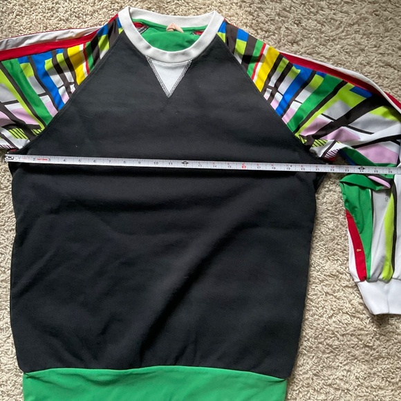 NO KA' OI SET OF LEGGINGS AND SWEATSHIRT. SIZE: 01-02 (S). COLOR: BLACK MULTI - Picture 6 of 10